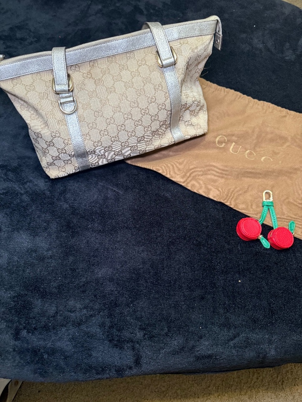 Vintage Gucci shoulder bag